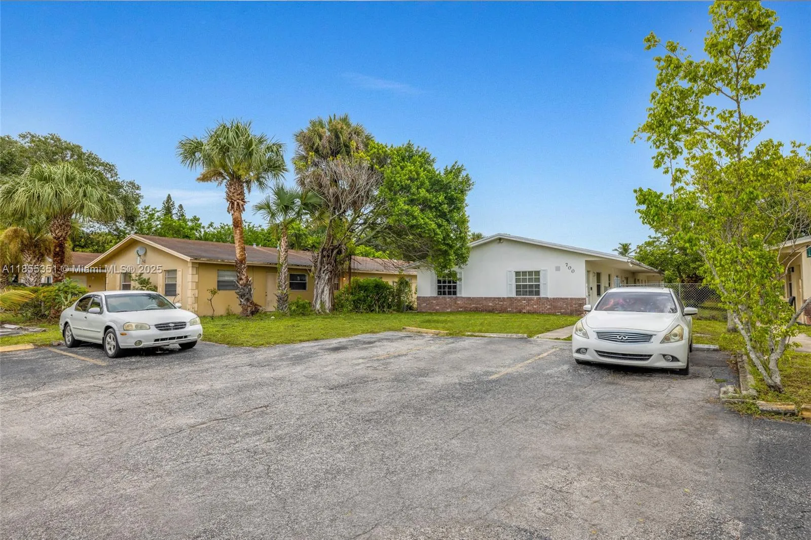 700 Sw 16th Ave, Fort Lauderdale, Florida 33312, Fort Lauderdale, Florida 33312, ,Residential Income,For Sale,700 Sw 16th Ave, Fort Lauderdale, Florida 33312,A11855351