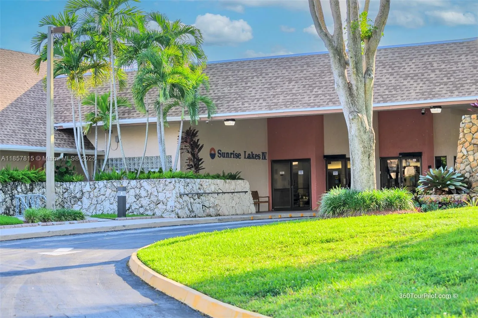 10444 Nw 30th Ct 204, Sunrise, Florida 33322, Sunrise, Florida 33322, 1 Bedroom Bedrooms, ,1 BathroomBathrooms,Residential,For Sale,10444 Nw 30th Ct 204, Sunrise, Florida 33322,A11857815