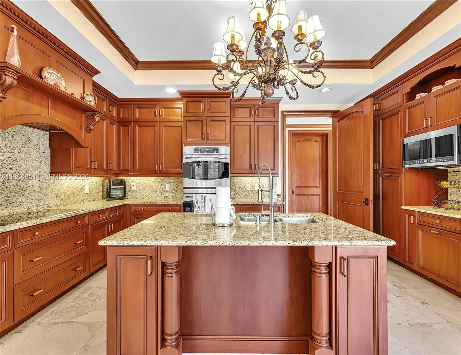 13425 Sw 37th Pl, Davie, Florida 33330, Davie, Florida 33330, 5 Bedrooms Bedrooms, ,4 BathroomsBathrooms,Residential,For Sale,13425 Sw 37th Pl, Davie, Florida 33330,A11860951