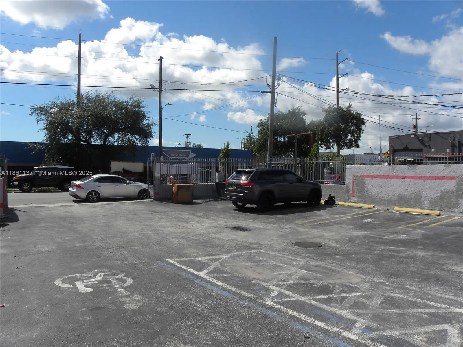 2529 Nw 23rd St, Miami, Florida 33142, Miami, Florida 33142, ,Commercial Lease,For Rent,2529 Nw 23rd St, Miami, Florida 33142,A11861137
