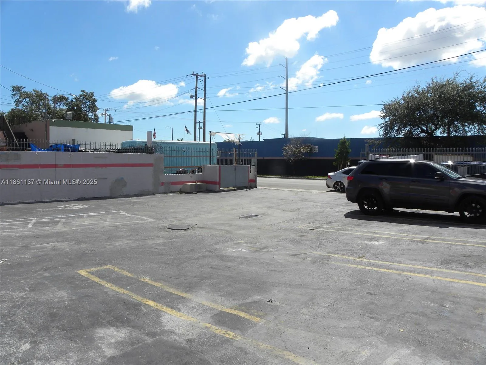 2529 Nw 23rd St, Miami, Florida 33142, Miami, Florida 33142, ,Commercial Lease,For Rent,2529 Nw 23rd St, Miami, Florida 33142,A11861137
