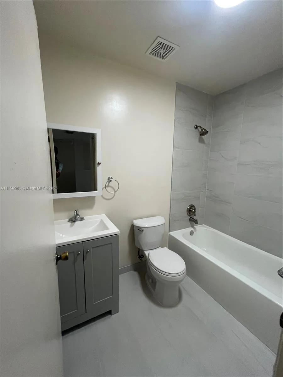 126 Sw 21st Ave, Miami, Florida 33135, Miami, Florida 33135, ,Commercial Sale,For Sale,126 Sw 21st Ave, Miami, Florida 33135,A11860959
