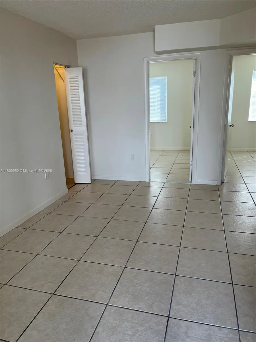 126 Sw 21st Ave, Miami, Florida 33135, Miami, Florida 33135, ,Commercial Sale,For Sale,126 Sw 21st Ave, Miami, Florida 33135,A11860959