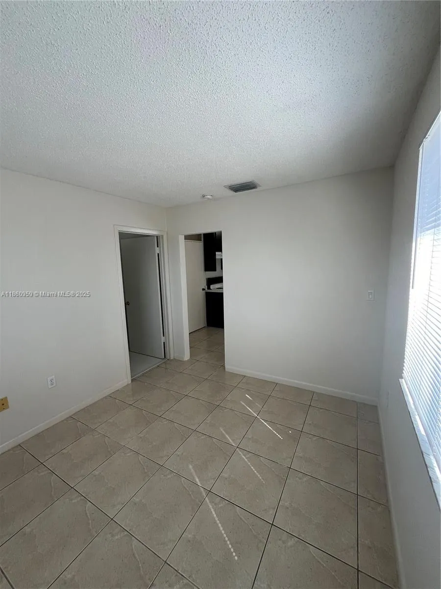 126 Sw 21st Ave, Miami, Florida 33135, Miami, Florida 33135, ,Commercial Sale,For Sale,126 Sw 21st Ave, Miami, Florida 33135,A11860959