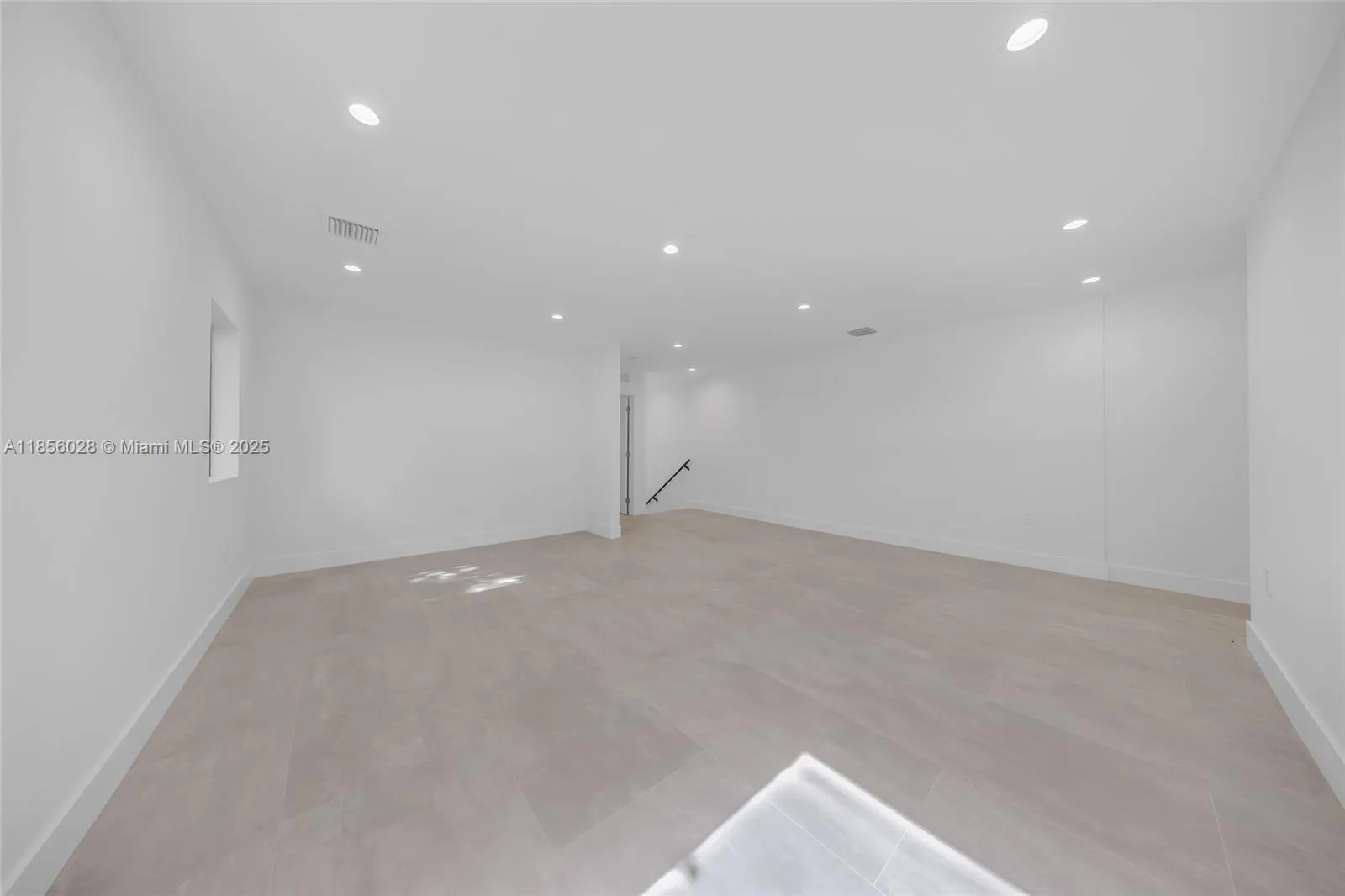 2151 Nw 1st Ter, Miami, Florida 33125, Miami, Florida 33125, ,Residential Income,For Sale,2151 Nw 1st Ter, Miami, Florida 33125,A11856028