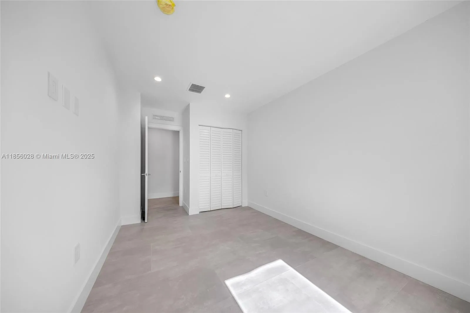 2151 Nw 1st Ter, Miami, Florida 33125, Miami, Florida 33125, ,Residential Income,For Sale,2151 Nw 1st Ter, Miami, Florida 33125,A11856028