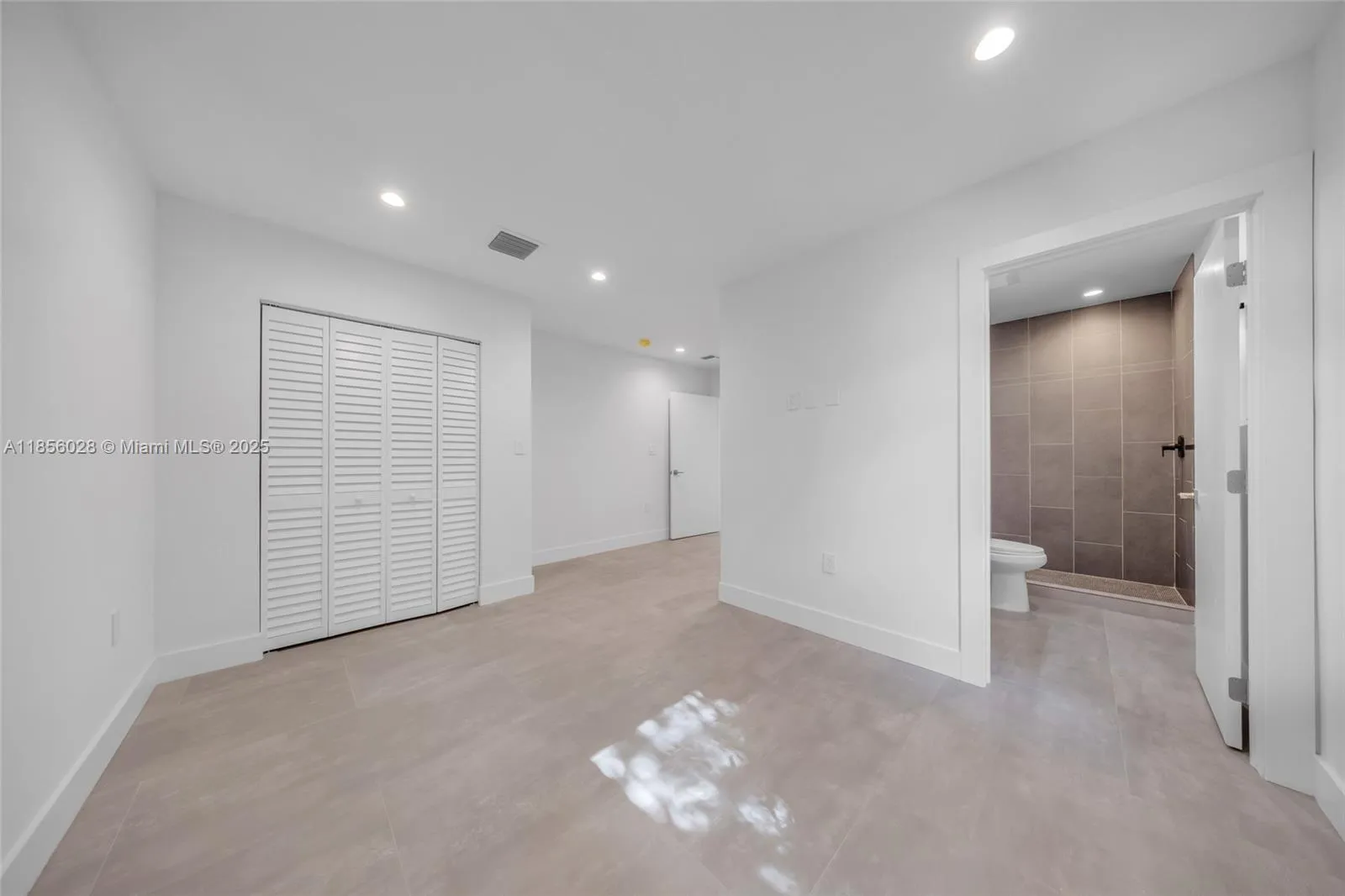 2151 Nw 1st Ter, Miami, Florida 33125, Miami, Florida 33125, ,Residential Income,For Sale,2151 Nw 1st Ter, Miami, Florida 33125,A11856028