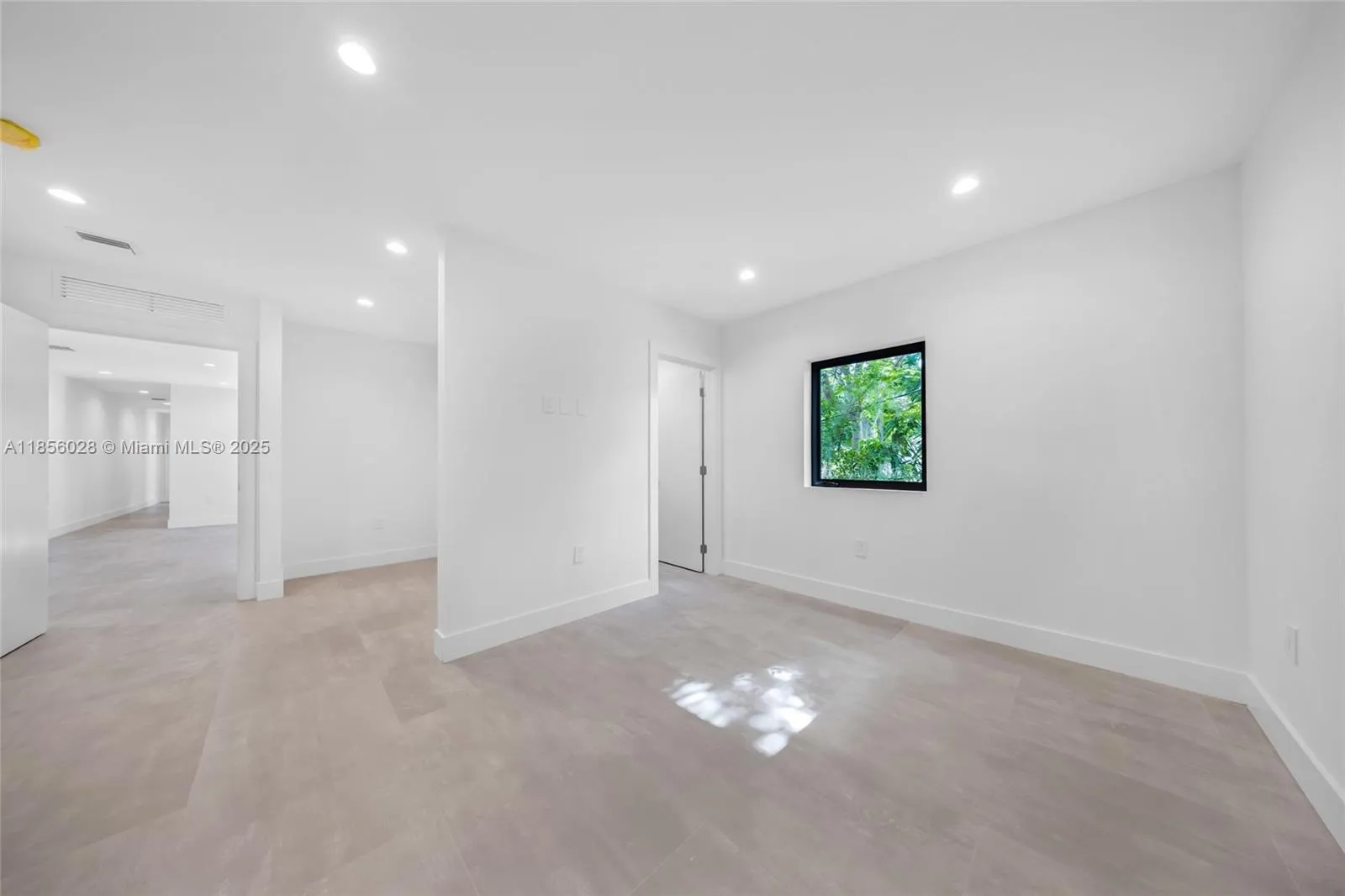 2151 Nw 1st Ter, Miami, Florida 33125, Miami, Florida 33125, ,Residential Income,For Sale,2151 Nw 1st Ter, Miami, Florida 33125,A11856028