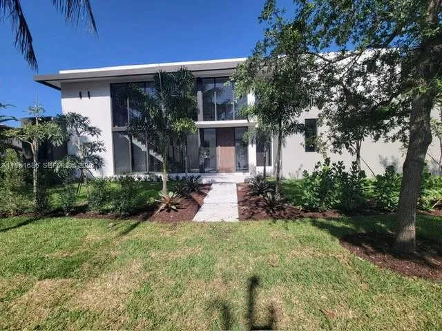 6250 Sw 78th St, South Miami, Florida 33143, South Miami, Florida 33143, 6 Bedrooms Bedrooms, ,7 BathroomsBathrooms,Residential,For Sale,6250 Sw 78th St, South Miami, Florida 33143,A11861686