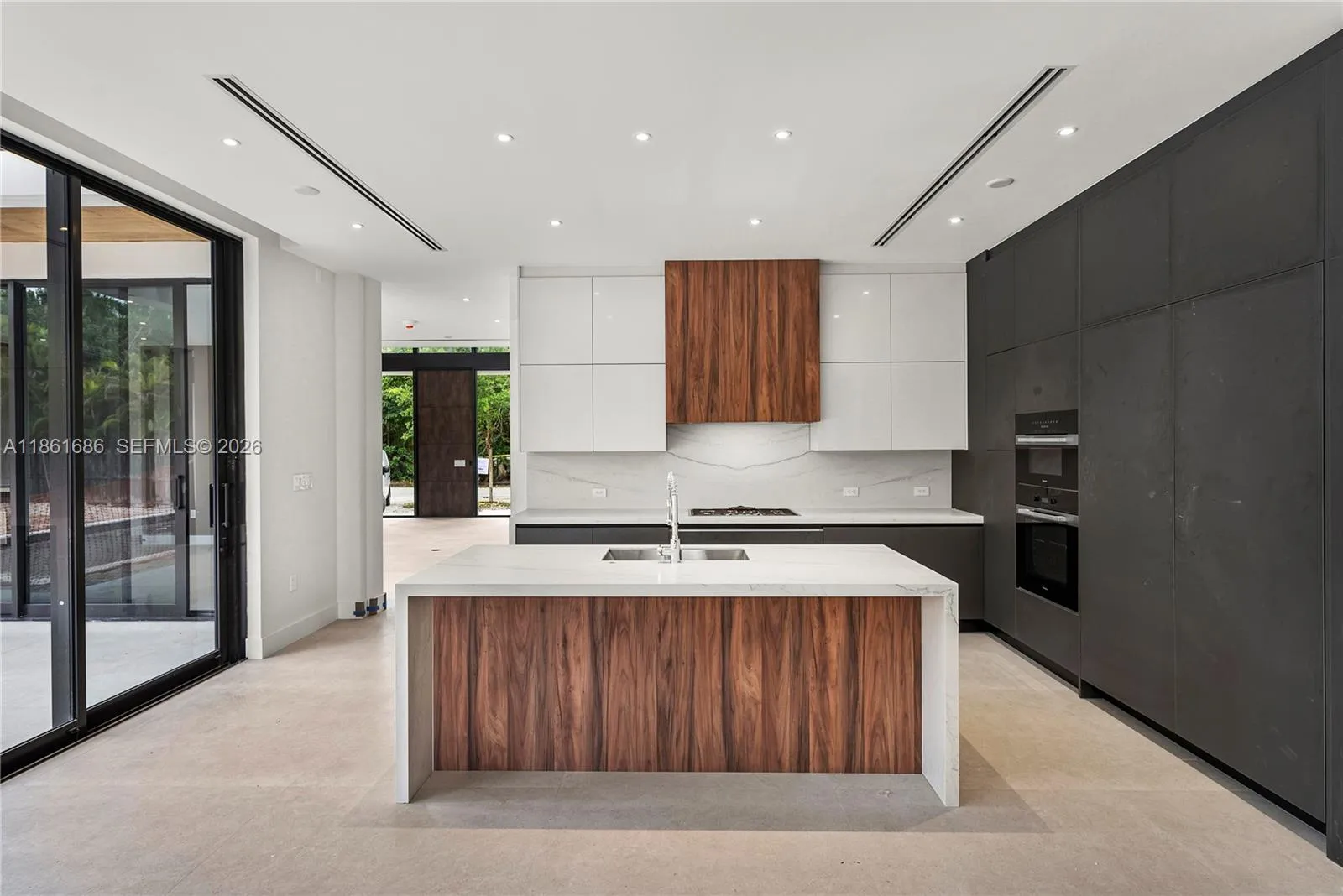 6250 Sw 78th St, South Miami, Florida 33143, South Miami, Florida 33143, 6 Bedrooms Bedrooms, ,7 BathroomsBathrooms,Residential,For Sale,6250 Sw 78th St, South Miami, Florida 33143,A11861686