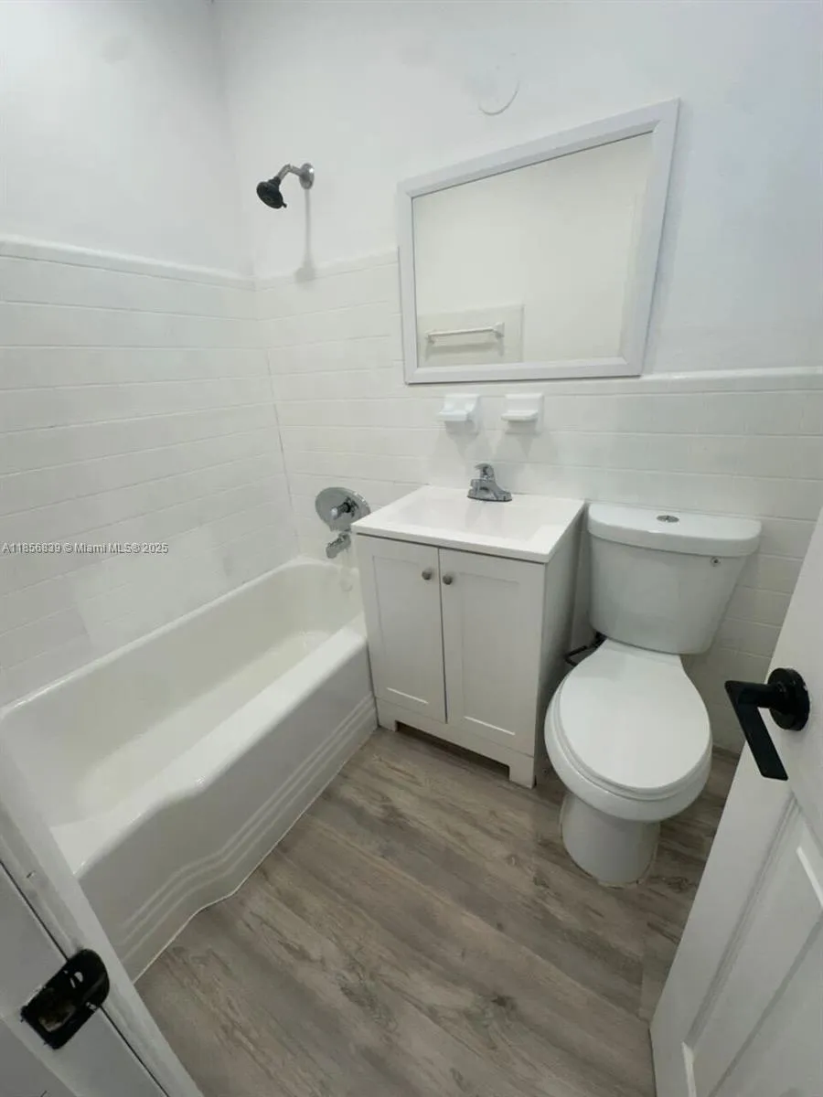 1958 Ne 172nd St, North Miami Beach, Florida 33162, North Miami Beach, Florida 33162, ,Residential Income,For Sale,1958 Ne 172nd St, North Miami Beach, Florida 33162,A11856839