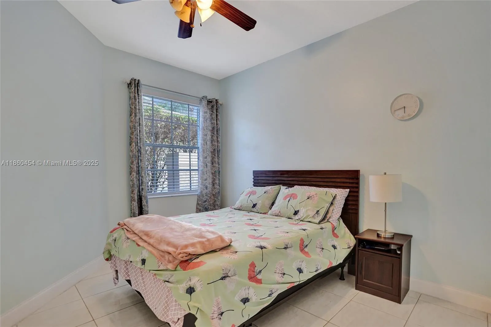 1485 W Lacosta Dr W, Pembroke Pines, Florida 33027, Pembroke Pines, Florida 33027, 4 Bedrooms Bedrooms, ,2 BathroomsBathrooms,Residential,For Sale,1485 W Lacosta Dr W, Pembroke Pines, Florida 33027,A11860454