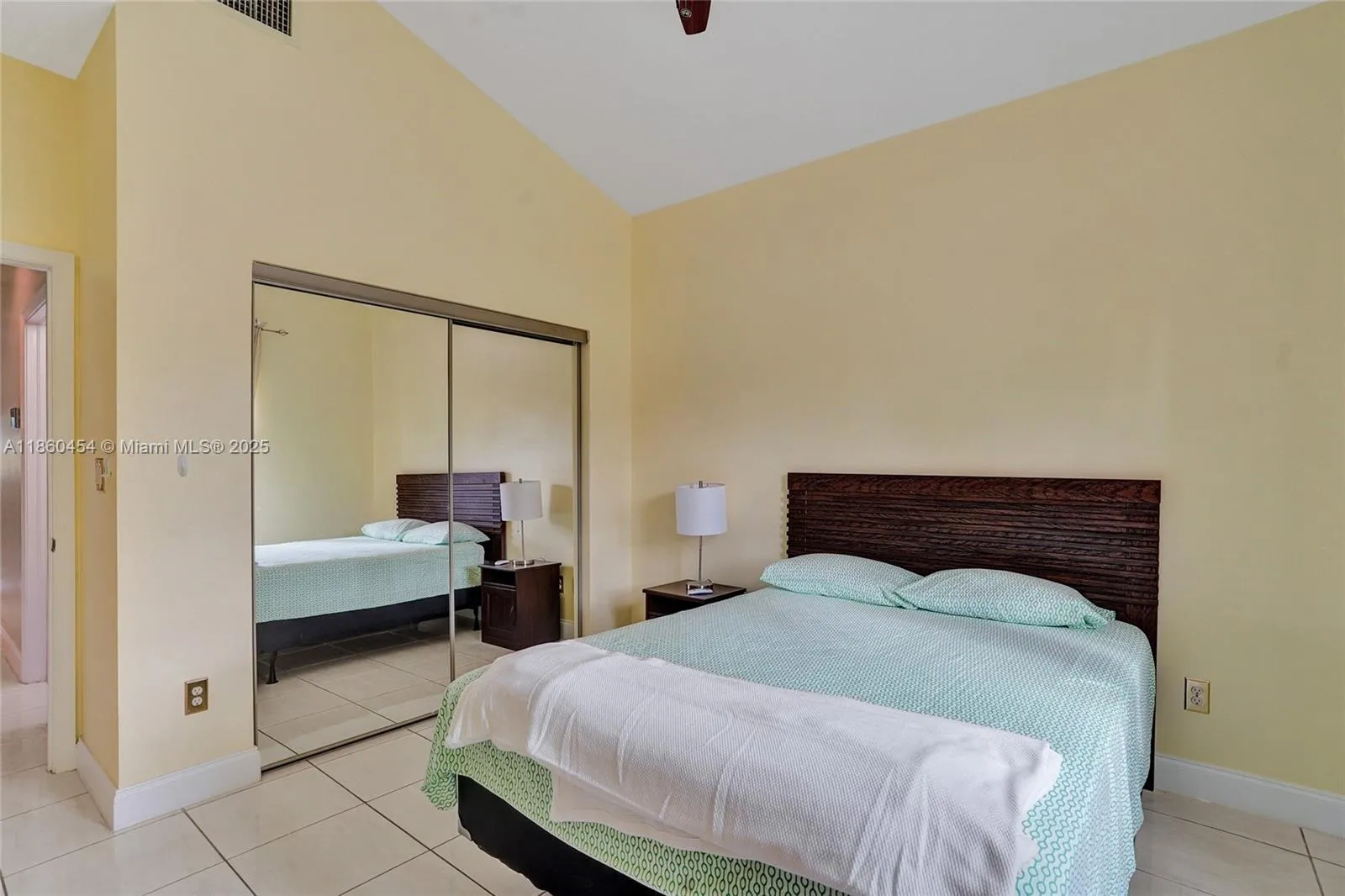 1485 W Lacosta Dr W, Pembroke Pines, Florida 33027, Pembroke Pines, Florida 33027, 4 Bedrooms Bedrooms, ,2 BathroomsBathrooms,Residential,For Sale,1485 W Lacosta Dr W, Pembroke Pines, Florida 33027,A11860454