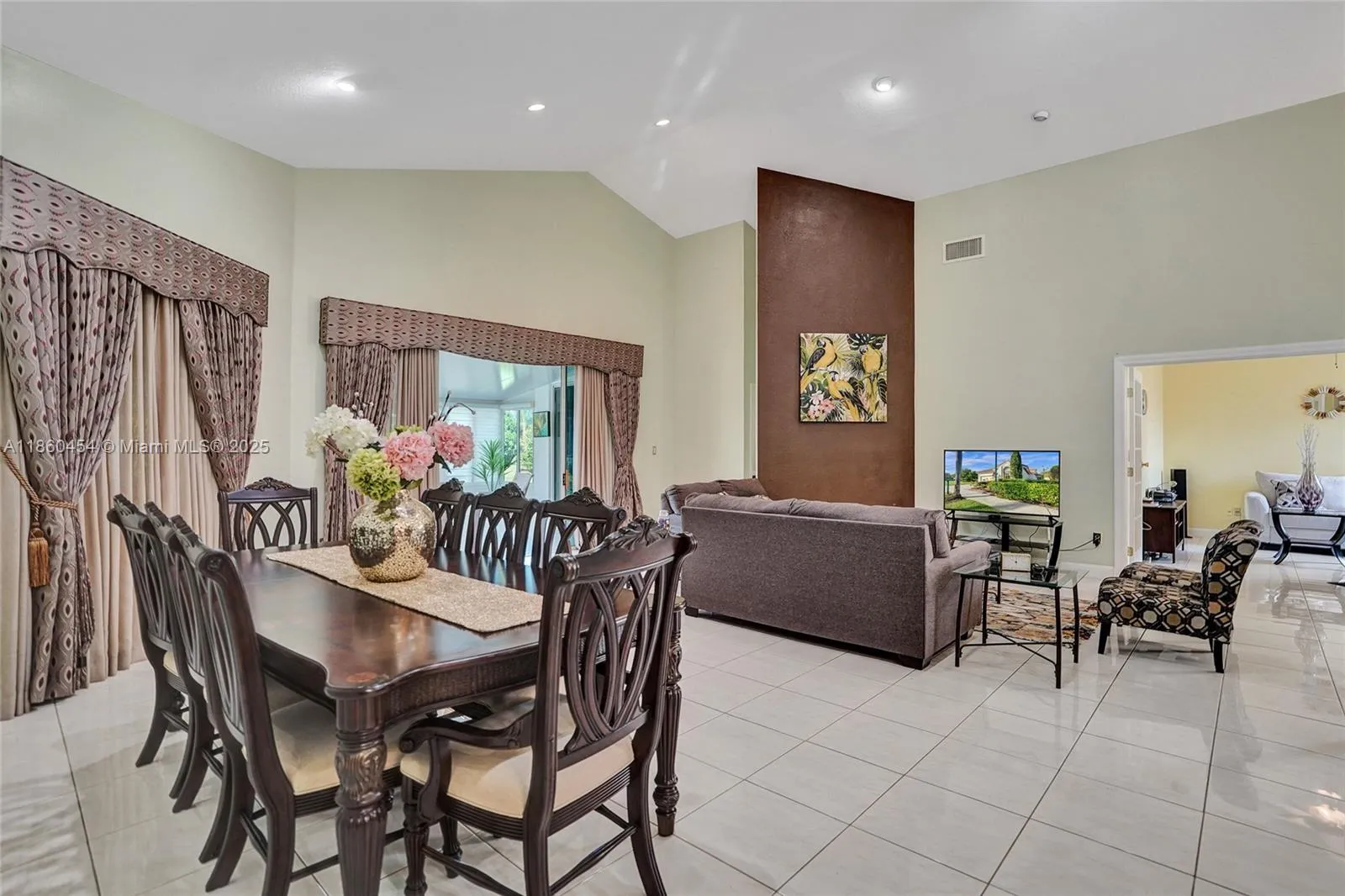 1485 W Lacosta Dr W, Pembroke Pines, Florida 33027, Pembroke Pines, Florida 33027, 4 Bedrooms Bedrooms, ,2 BathroomsBathrooms,Residential,For Sale,1485 W Lacosta Dr W, Pembroke Pines, Florida 33027,A11860454
