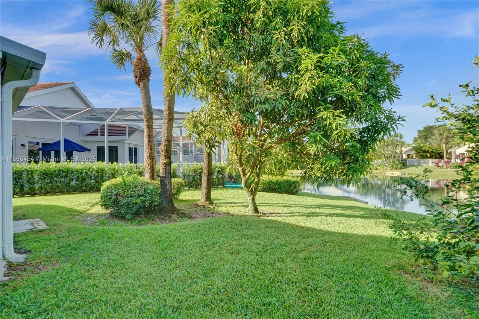 1485 W Lacosta Dr W, Pembroke Pines, Florida 33027, Pembroke Pines, Florida 33027, 4 Bedrooms Bedrooms, ,2 BathroomsBathrooms,Residential,For Sale,1485 W Lacosta Dr W, Pembroke Pines, Florida 33027,A11860454