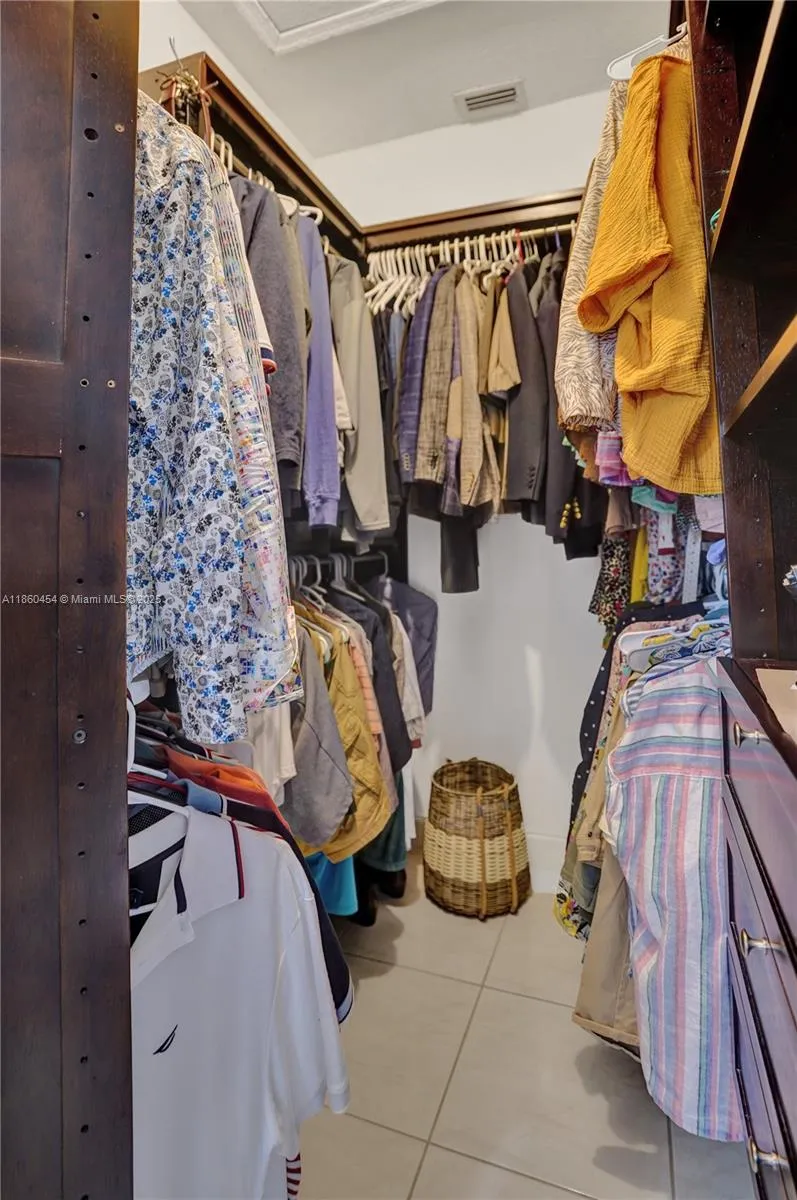 1485 W Lacosta Dr W, Pembroke Pines, Florida 33027, Pembroke Pines, Florida 33027, 4 Bedrooms Bedrooms, ,2 BathroomsBathrooms,Residential,For Sale,1485 W Lacosta Dr W, Pembroke Pines, Florida 33027,A11860454