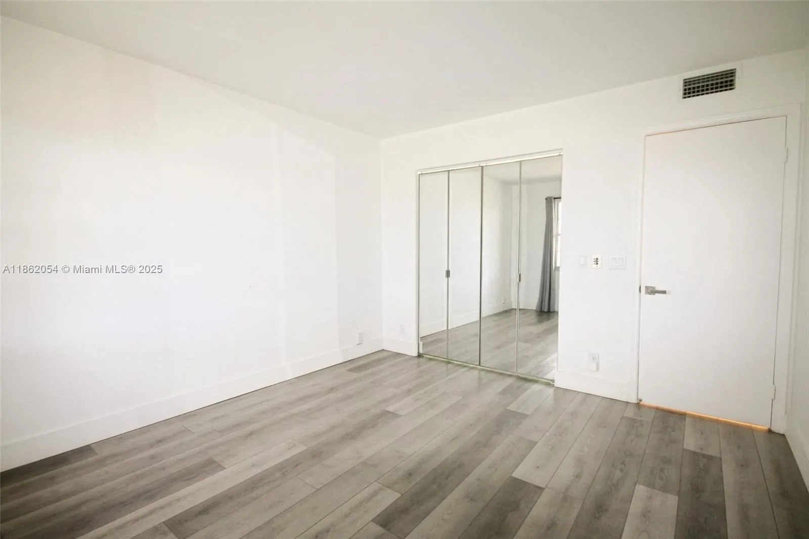 301 Sw 135th Ave 113c, Pembroke Pines, Florida 330, Pembroke Pines, Florida 33027, 2 Bedrooms Bedrooms, ,1 BathroomBathrooms,Residential,For Sale,301 Sw 135th Ave 113c, Pembroke Pines, Florida 330,A11862054