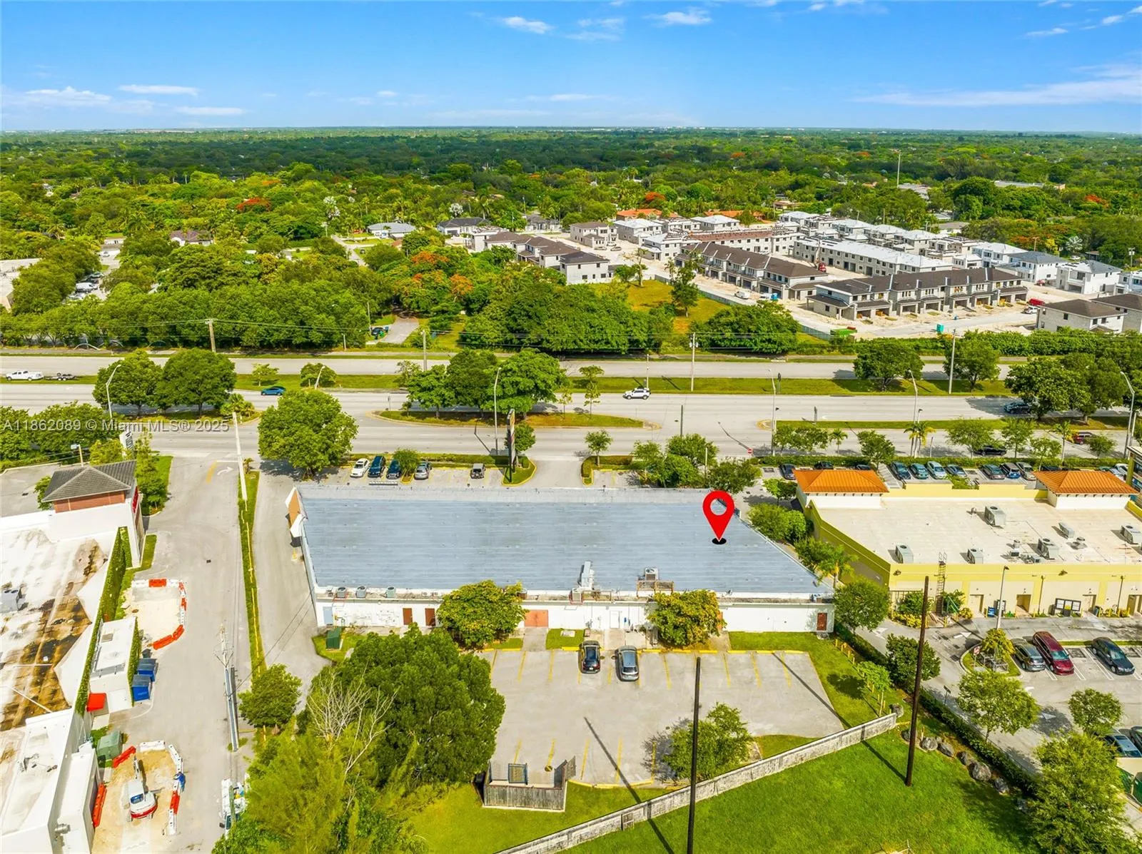 12253 S Dixie Hwy, Pinecrest, Florida 33156, Pinecrest, Florida 33156, ,Commercial Lease,For Rent,12253 S Dixie Hwy, Pinecrest, Florida 33156,A11862089