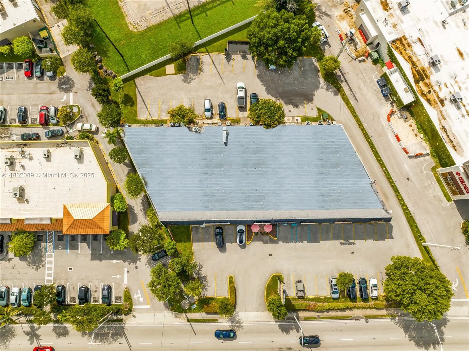 12253 S Dixie Hwy, Pinecrest, Florida 33156, Pinecrest, Florida 33156, ,Commercial Lease,For Rent,12253 S Dixie Hwy, Pinecrest, Florida 33156,A11862089