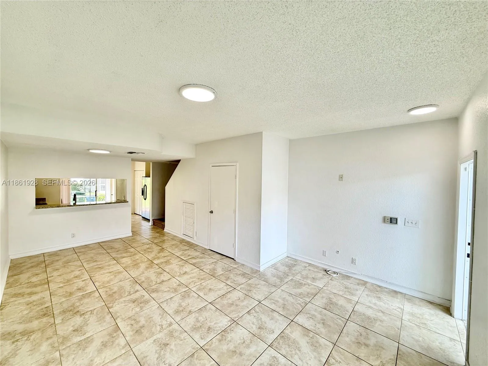 70 Whitehead Cir 70, Weston, Florida 33326, Weston, Florida 33326, 2 Bedrooms Bedrooms, ,2 BathroomsBathrooms,Residential Lease,For Rent,70 Whitehead Cir 70, Weston, Florida 33326,A11861928