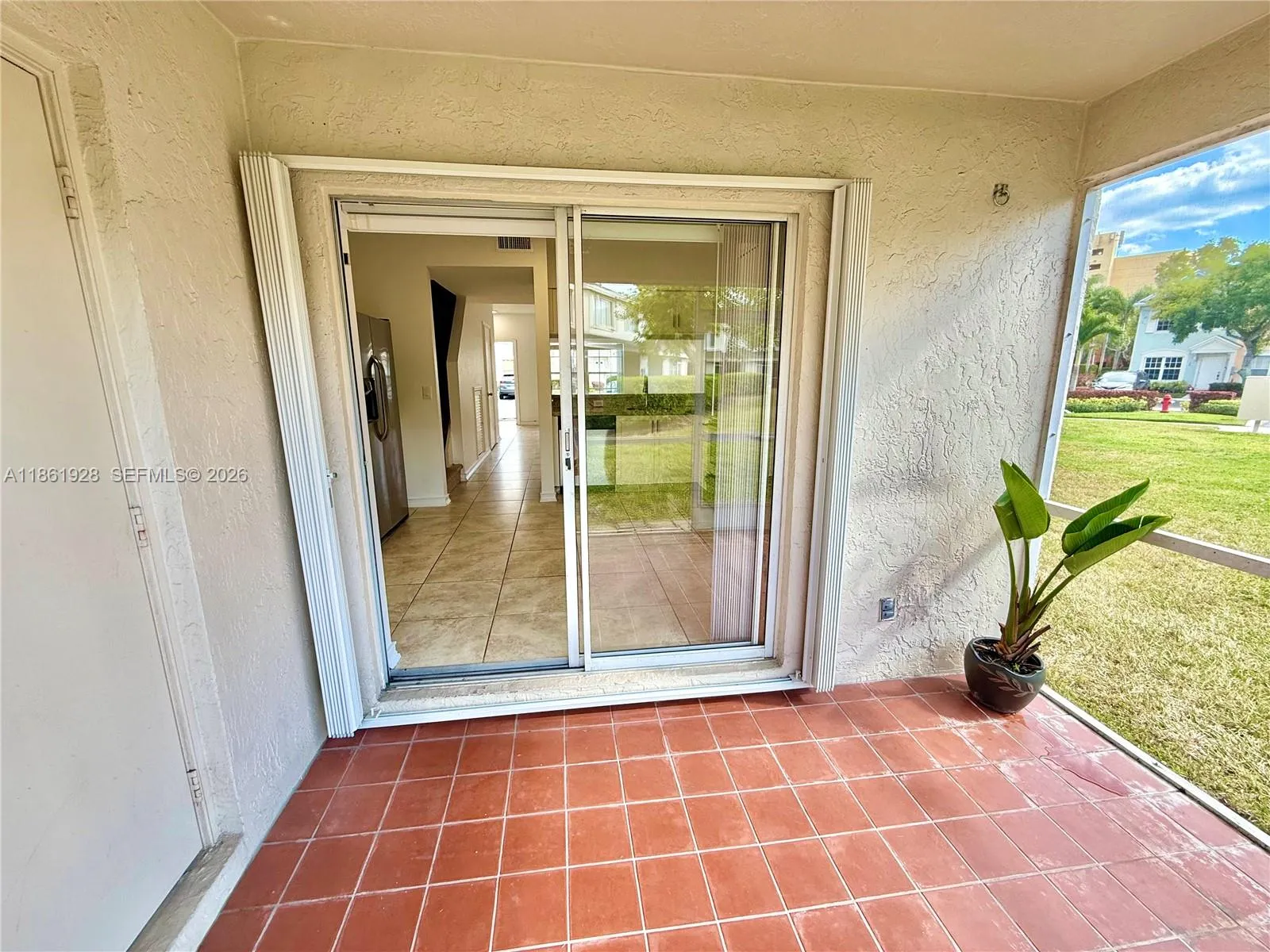 70 Whitehead Cir 70, Weston, Florida 33326, Weston, Florida 33326, 2 Bedrooms Bedrooms, ,2 BathroomsBathrooms,Residential Lease,For Rent,70 Whitehead Cir 70, Weston, Florida 33326,A11861928