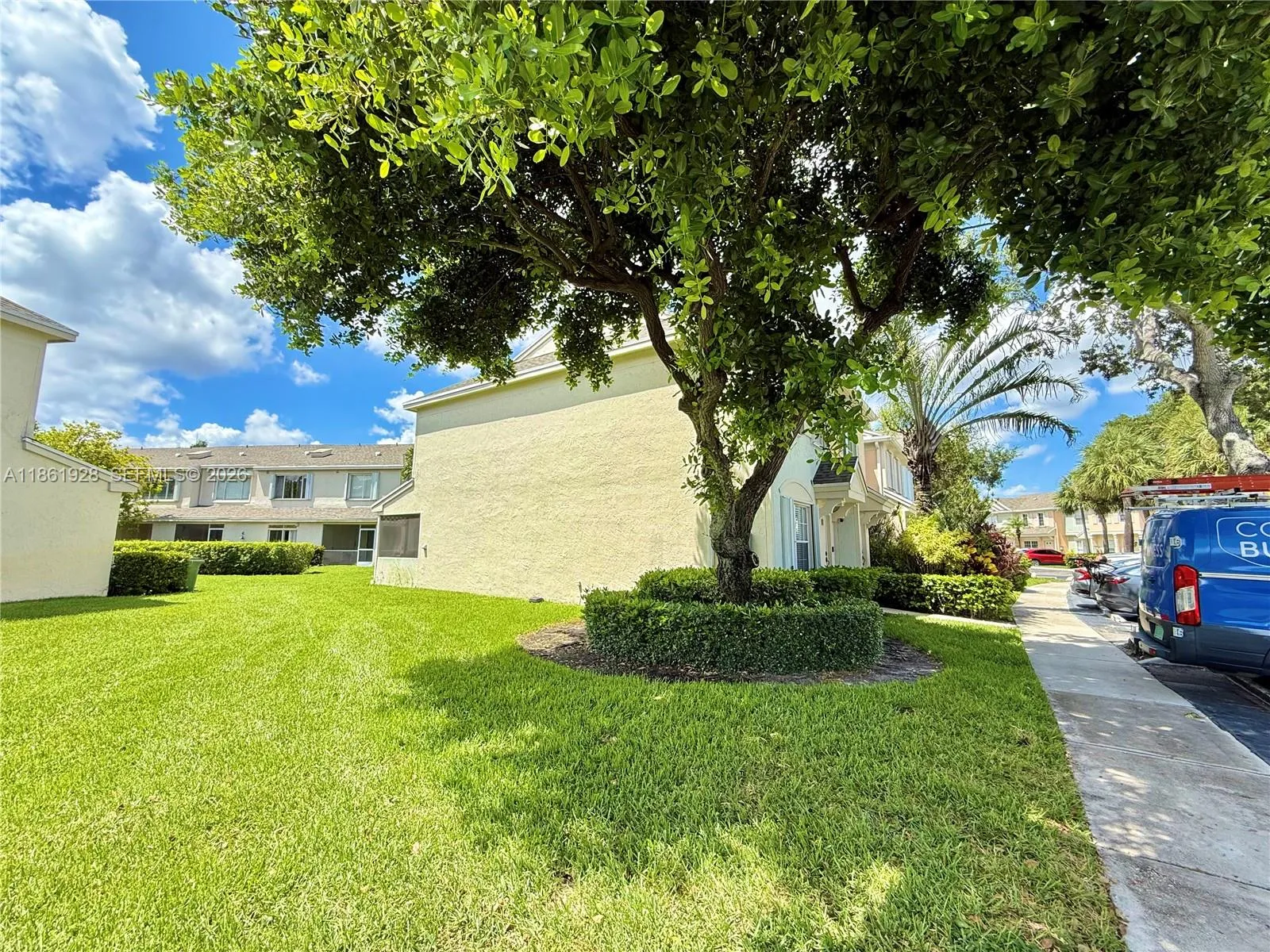 70 Whitehead Cir 70, Weston, Florida 33326, Weston, Florida 33326, 2 Bedrooms Bedrooms, ,2 BathroomsBathrooms,Residential Lease,For Rent,70 Whitehead Cir 70, Weston, Florida 33326,A11861928
