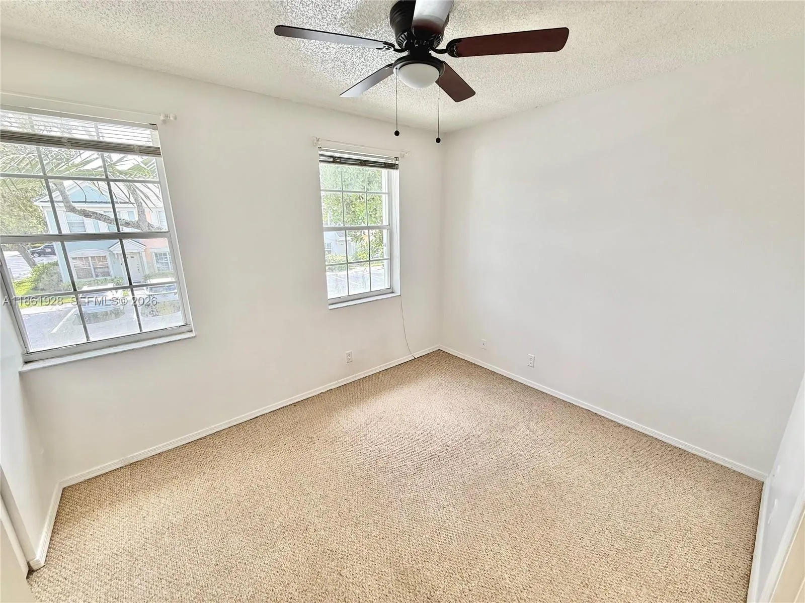 70 Whitehead Cir 70, Weston, Florida 33326, Weston, Florida 33326, 2 Bedrooms Bedrooms, ,2 BathroomsBathrooms,Residential Lease,For Rent,70 Whitehead Cir 70, Weston, Florida 33326,A11861928