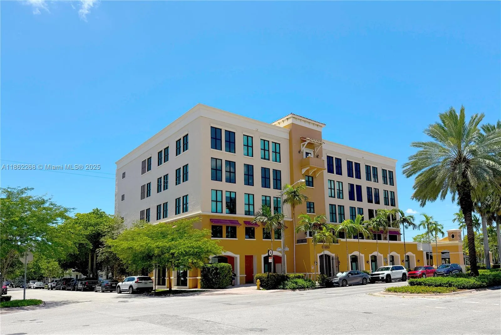 814 Ponce De Leon Blvd 317, Coral Gables, Florida, Coral Gables, Florida 33134, ,Commercial Lease,For Rent,814 Ponce De Leon Blvd 317, Coral Gables, Florida ,A11862268