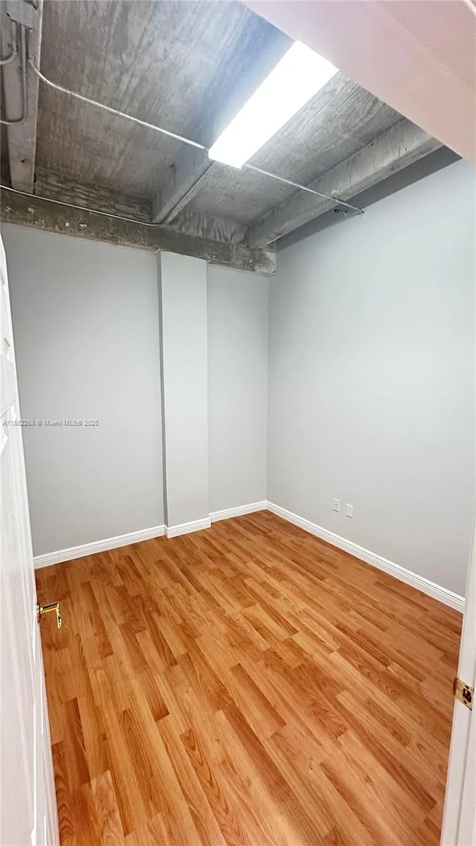 814 Ponce De Leon Blvd 317, Coral Gables, Florida, Coral Gables, Florida 33134, ,Commercial Lease,For Rent,814 Ponce De Leon Blvd 317, Coral Gables, Florida ,A11862268