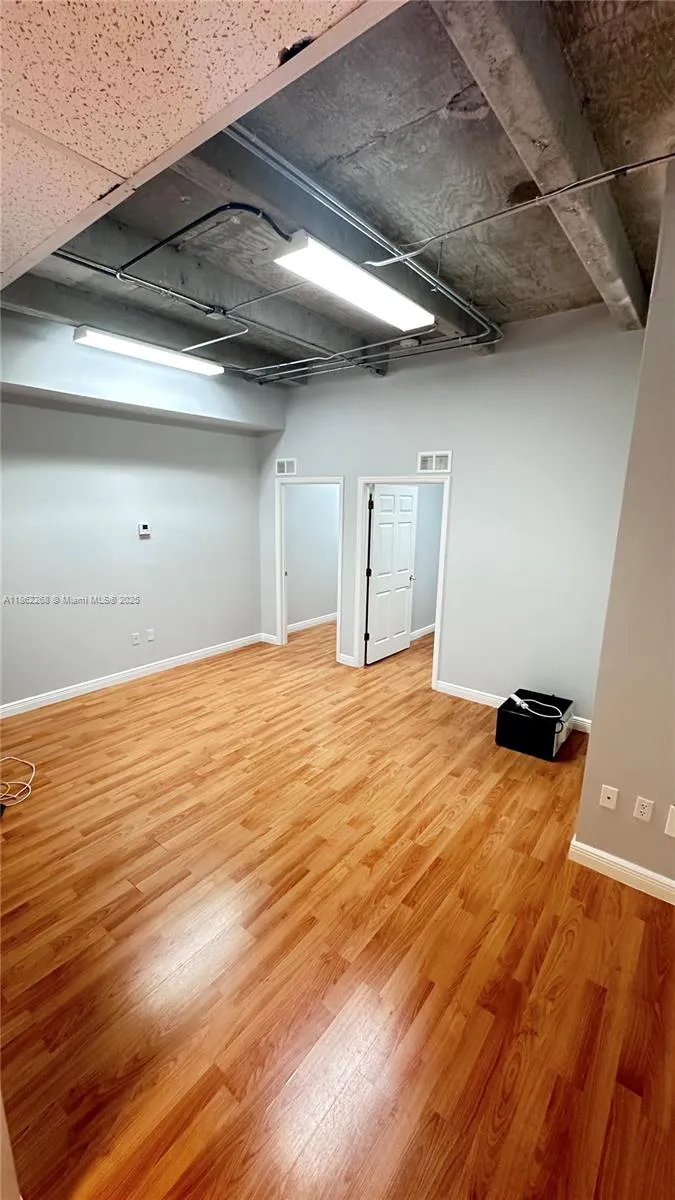 814 Ponce De Leon Blvd 317, Coral Gables, Florida, Coral Gables, Florida 33134, ,Commercial Lease,For Rent,814 Ponce De Leon Blvd 317, Coral Gables, Florida ,A11862268