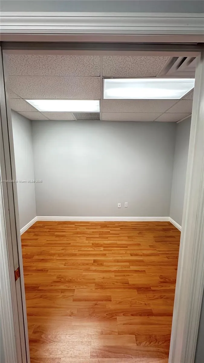 814 Ponce De Leon Blvd 317, Coral Gables, Florida, Coral Gables, Florida 33134, ,Commercial Lease,For Rent,814 Ponce De Leon Blvd 317, Coral Gables, Florida ,A11862268