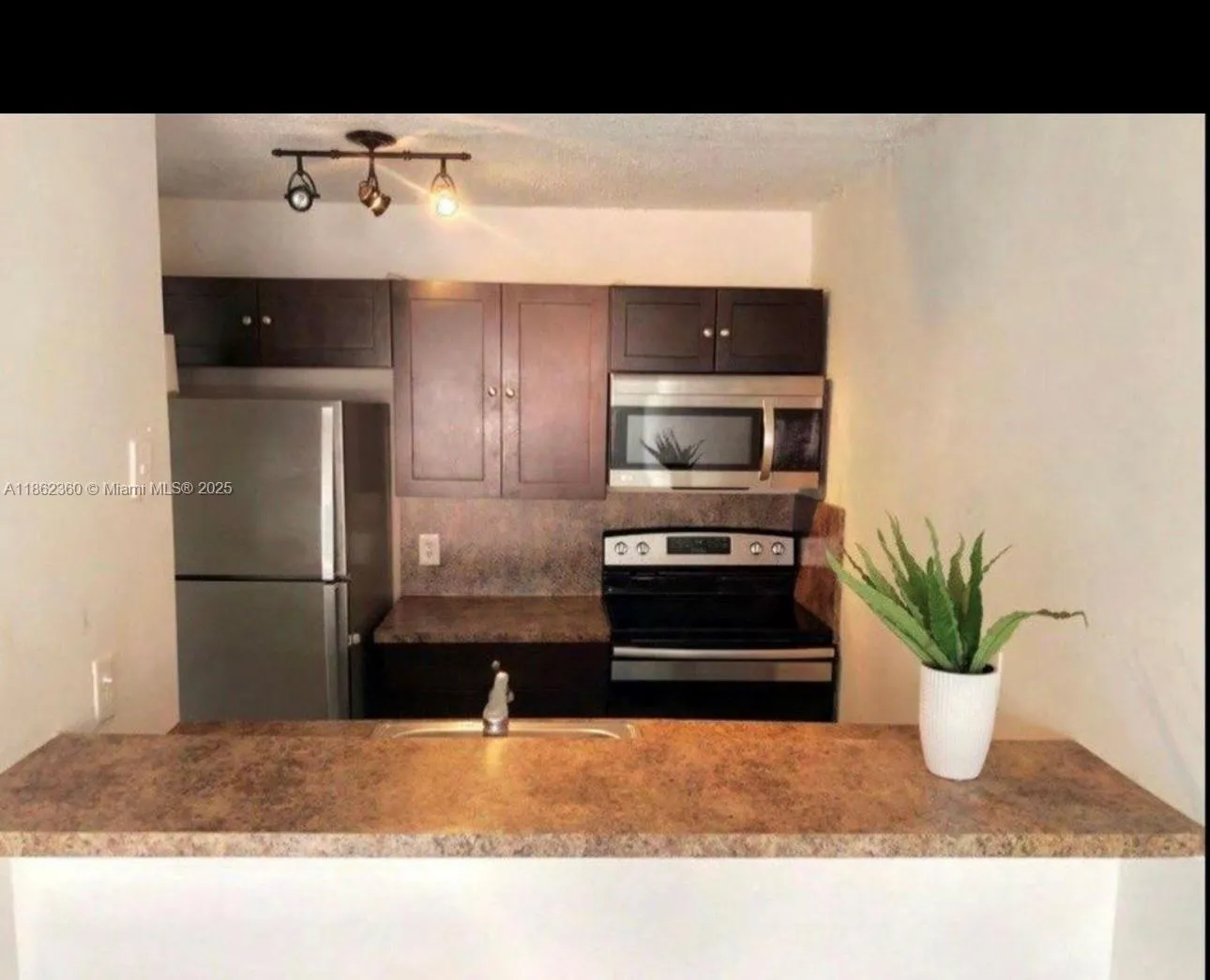 1225 Ne 124th St 46b, North Miami, Florida 33161, North Miami, Florida 33161, 1 Bedroom Bedrooms, ,1 BathroomBathrooms,Residential,For Sale,1225 Ne 124th St 46b, North Miami, Florida 33161,A11862360