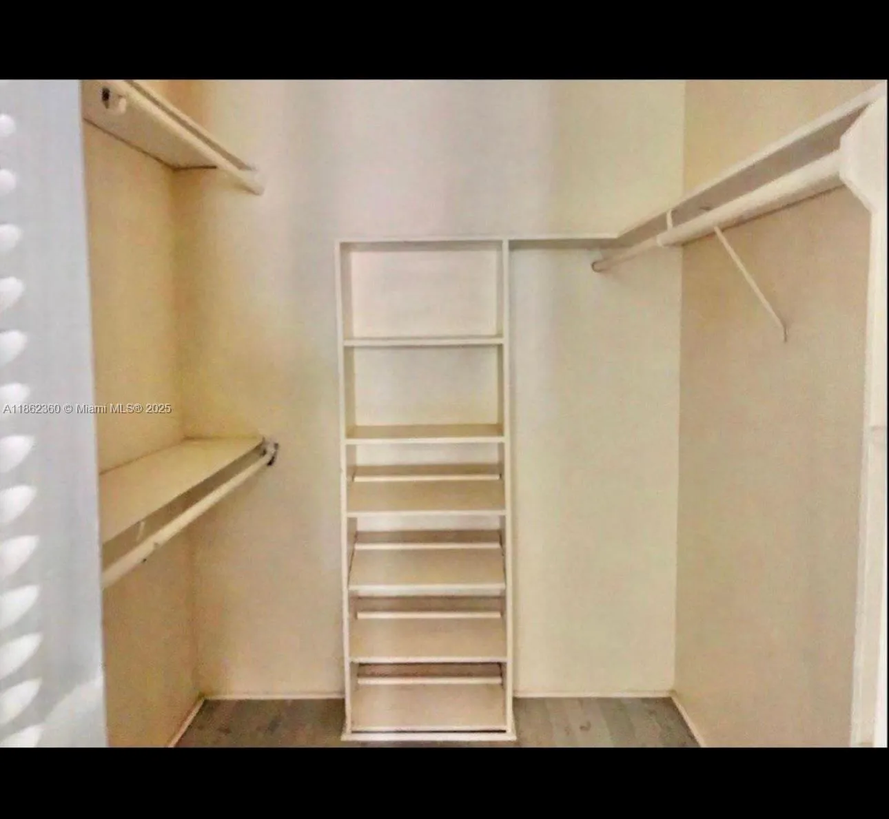1225 Ne 124th St 46b, North Miami, Florida 33161, North Miami, Florida 33161, 1 Bedroom Bedrooms, ,1 BathroomBathrooms,Residential,For Sale,1225 Ne 124th St 46b, North Miami, Florida 33161,A11862360