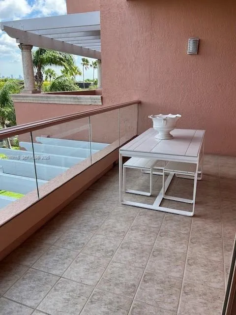 10 Edgewater Dr 4h, Coral Gables, Florida 33133, Coral Gables, Florida 33133, 2 Bedrooms Bedrooms, ,3 BathroomsBathrooms,Residential,For Sale,10 Edgewater Dr 4h, Coral Gables, Florida 33133,A11860116