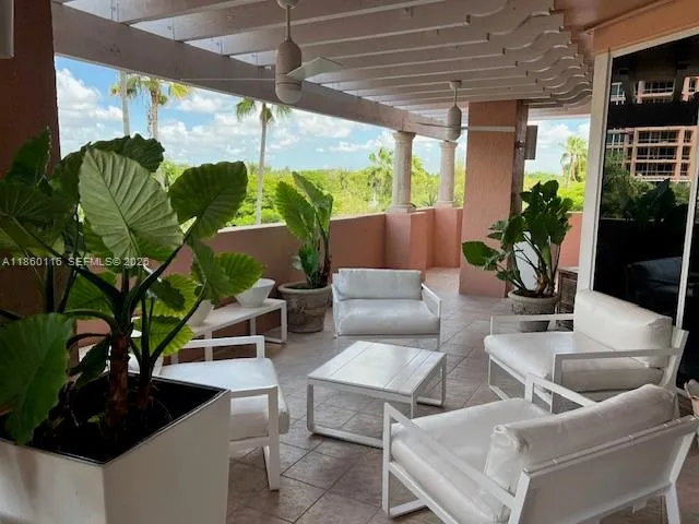 10 Edgewater Dr 4h, Coral Gables, Florida 33133, Coral Gables, Florida 33133, 2 Bedrooms Bedrooms, ,3 BathroomsBathrooms,Residential,For Sale,10 Edgewater Dr 4h, Coral Gables, Florida 33133,A11860116