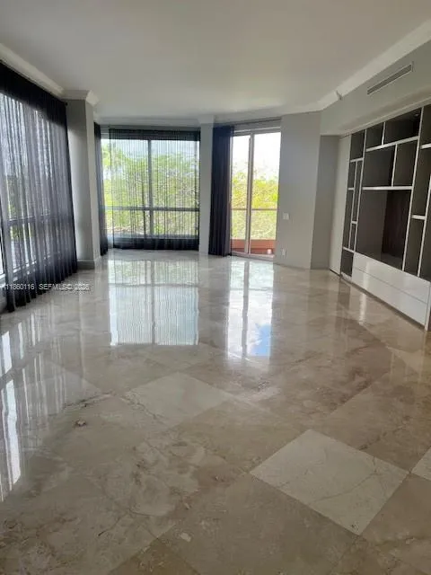 10 Edgewater Dr 4h, Coral Gables, Florida 33133, Coral Gables, Florida 33133, 2 Bedrooms Bedrooms, ,3 BathroomsBathrooms,Residential,For Sale,10 Edgewater Dr 4h, Coral Gables, Florida 33133,A11860116