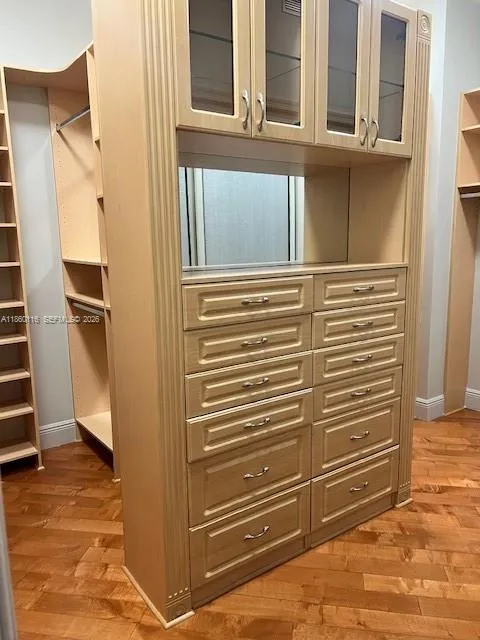 10 Edgewater Dr 4h, Coral Gables, Florida 33133, Coral Gables, Florida 33133, 2 Bedrooms Bedrooms, ,3 BathroomsBathrooms,Residential,For Sale,10 Edgewater Dr 4h, Coral Gables, Florida 33133,A11860116