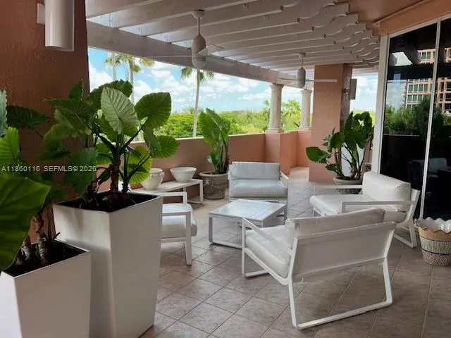 10 Edgewater Dr 4h, Coral Gables, Florida 33133, Coral Gables, Florida 33133, 2 Bedrooms Bedrooms, ,3 BathroomsBathrooms,Residential,For Sale,10 Edgewater Dr 4h, Coral Gables, Florida 33133,A11860116