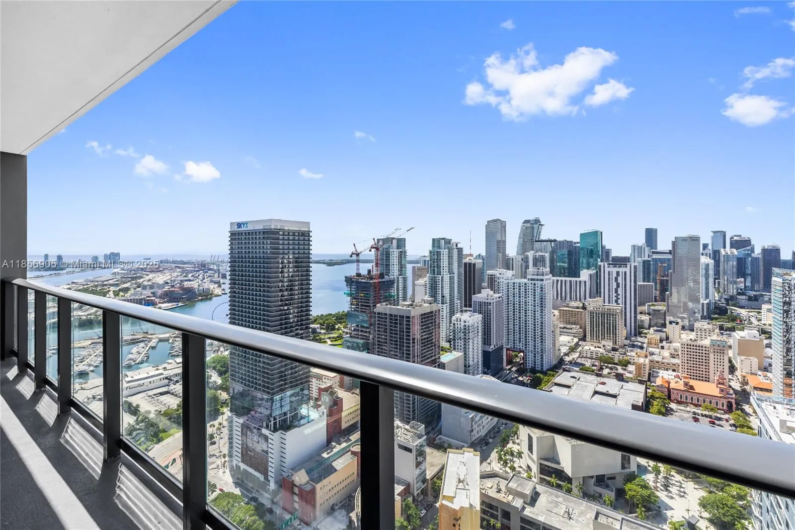 601 Ne 1st Ave 4607, Miami, Florida 33132, Miami, Florida 33132, 1 Bedroom Bedrooms, ,1 BathroomBathrooms,Residential,For Sale,601 Ne 1st Ave 4607, Miami, Florida 33132,A11856905