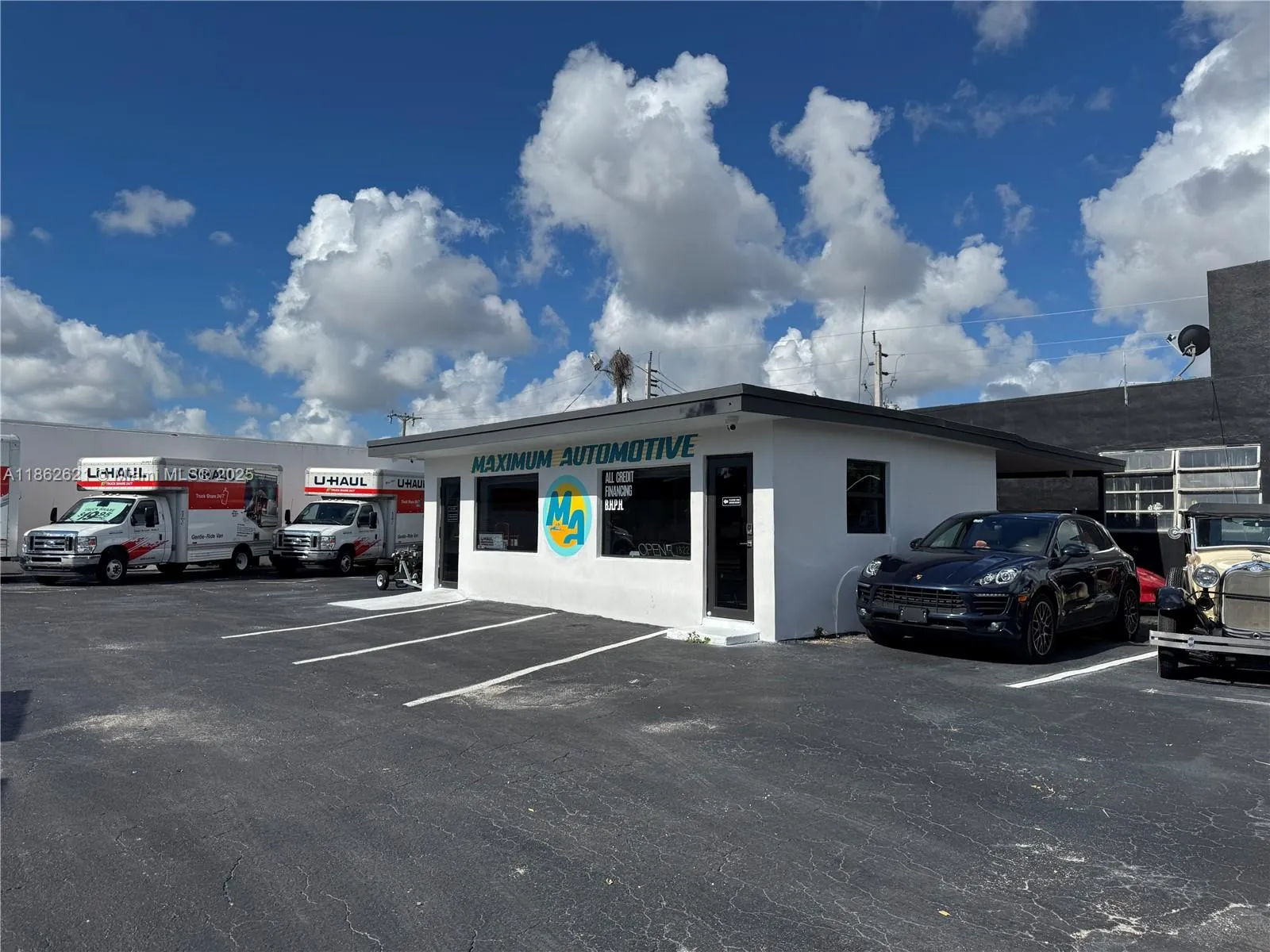 1822 N Dixie Hwy, Hollywood, Florida 33020, Hollywood, Florida 33020, ,Commercial Sale,For Sale,1822 N Dixie Hwy, Hollywood, Florida 33020,A11862621