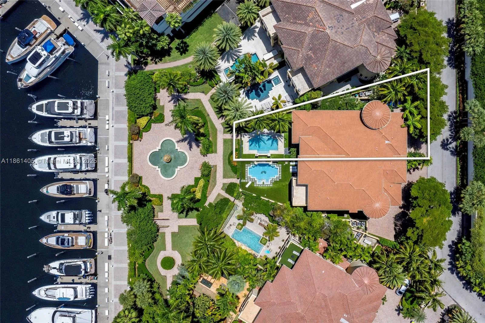 1504 Island Blvd, Aventura, Florida 33160, Aventura, Florida 33160, 4 Bedrooms Bedrooms, ,3 BathroomsBathrooms,Residential,For Sale,1504 Island Blvd, Aventura, Florida 33160,A11861405