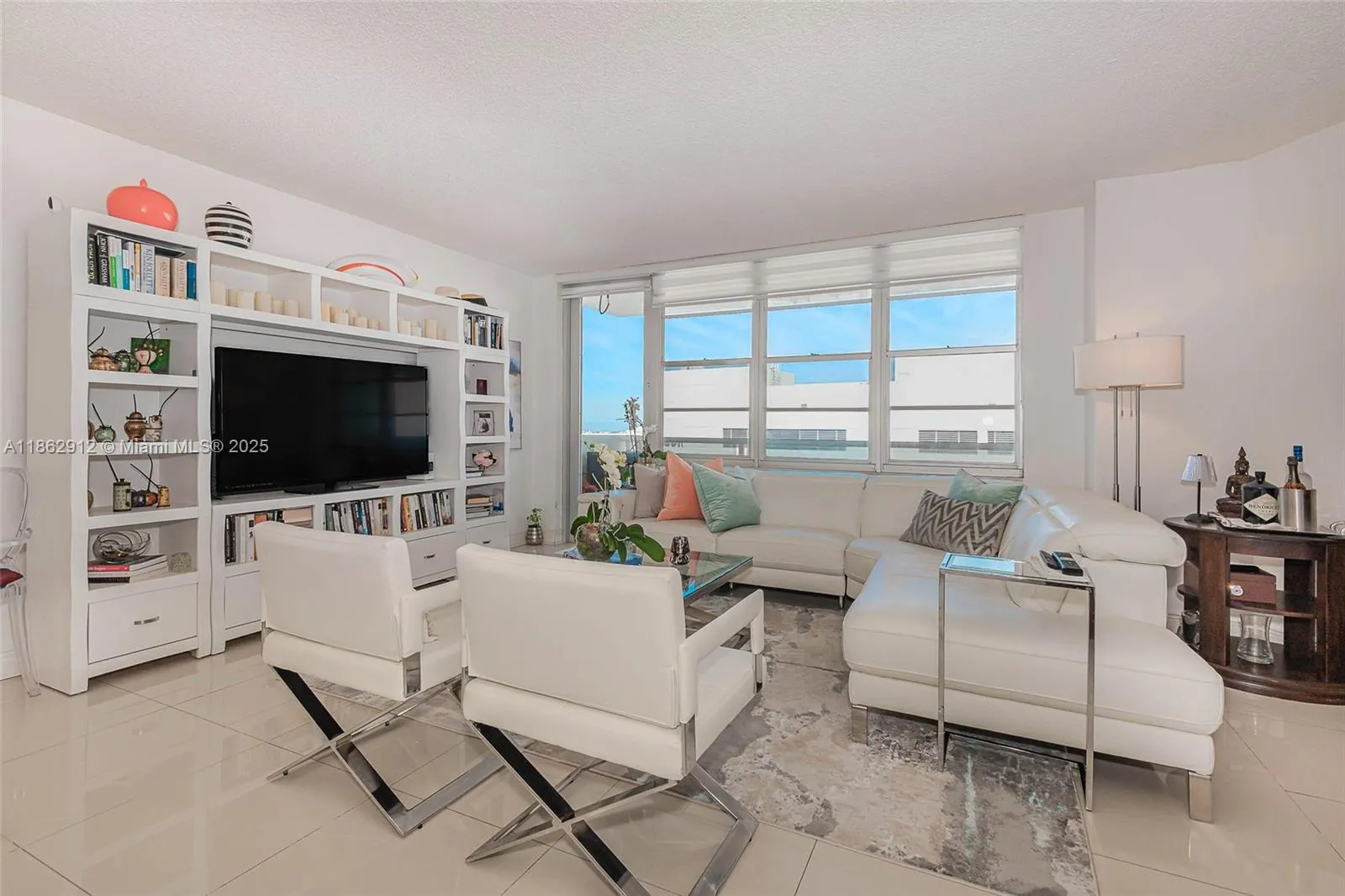 3725 S Ocean Dr 1221, Hollywood, Florida 33019, Hollywood, Florida 33019, 1 Bedroom Bedrooms, ,1 BathroomBathrooms,Residential,For Sale,3725 S Ocean Dr 1221, Hollywood, Florida 33019,A11862912