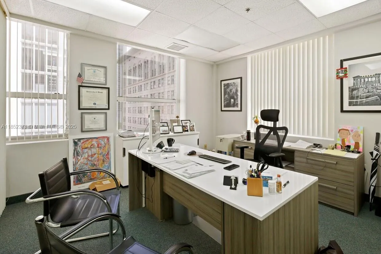 168 Se 1st St 9, Miami, Florida 33131, Miami, Florida 33131, ,Commercial Lease,For Rent,168 Se 1st St 9, Miami, Florida 33131,A11852373