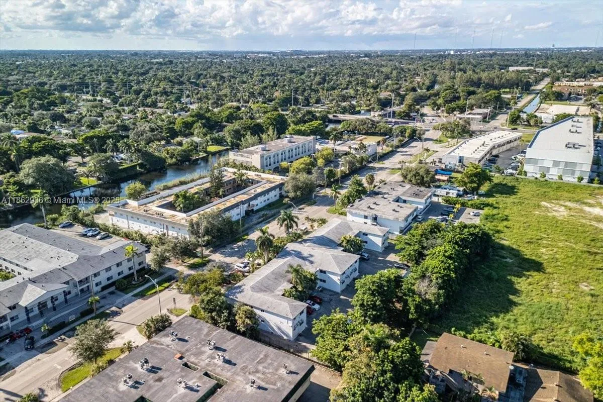 13201 Memorial Hwy, North Miami, Florida 33161, North Miami, Florida 33161, ,Residential Income,For Sale,13201 Memorial Hwy, North Miami, Florida 33161,A11862936