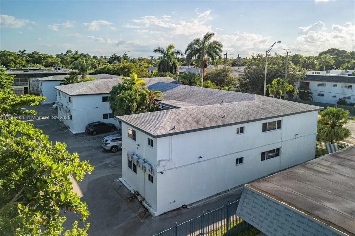 13201 Memorial Hwy, North Miami, Florida 33161, North Miami, Florida 33161, ,Residential Income,For Sale,13201 Memorial Hwy, North Miami, Florida 33161,A11862936