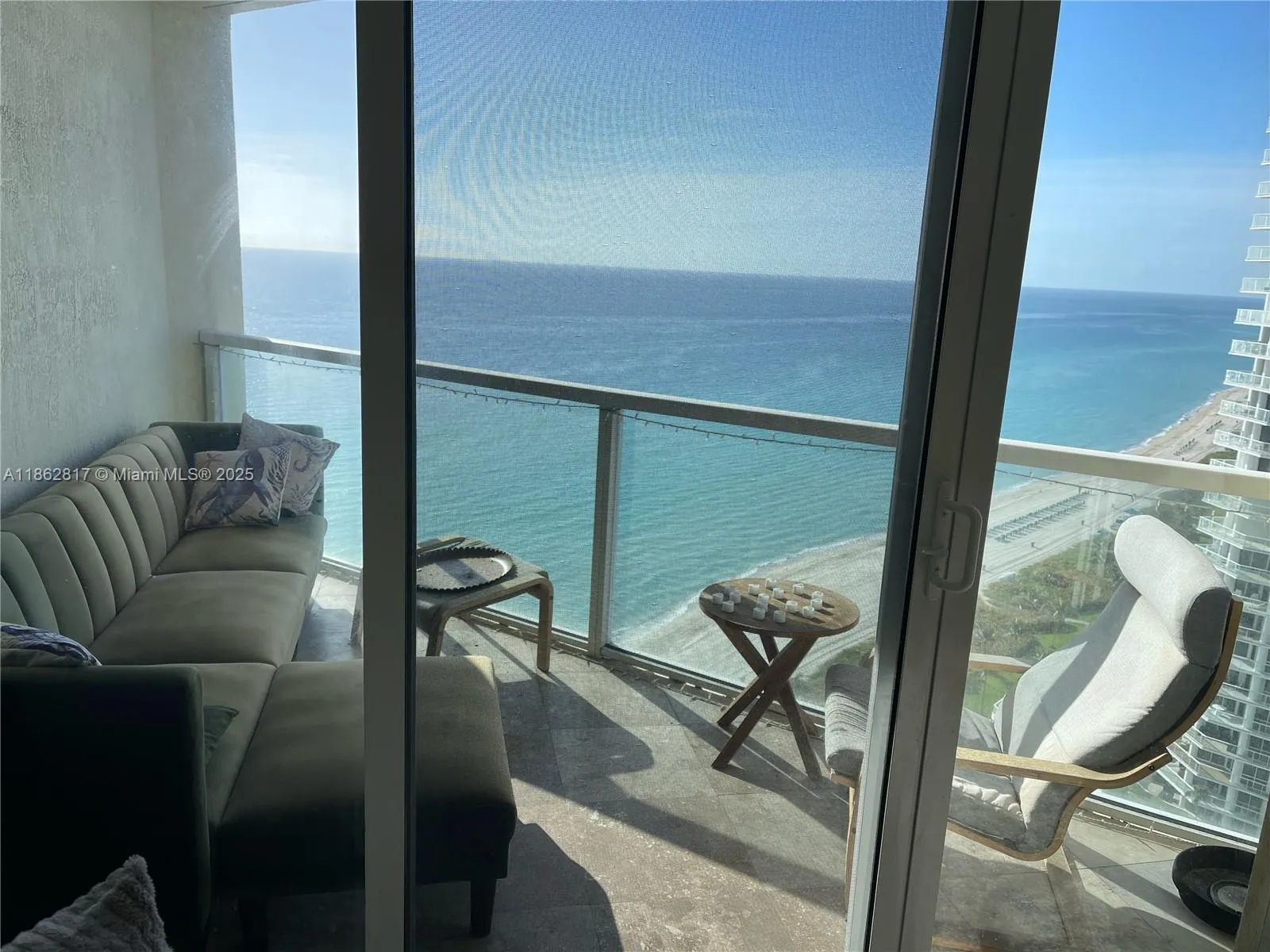 Sunny Isles Beach, Florida 33160, 1 Bedroom Bedrooms, ,1 BathroomBathrooms,Residential Lease,For Rent,A11862817