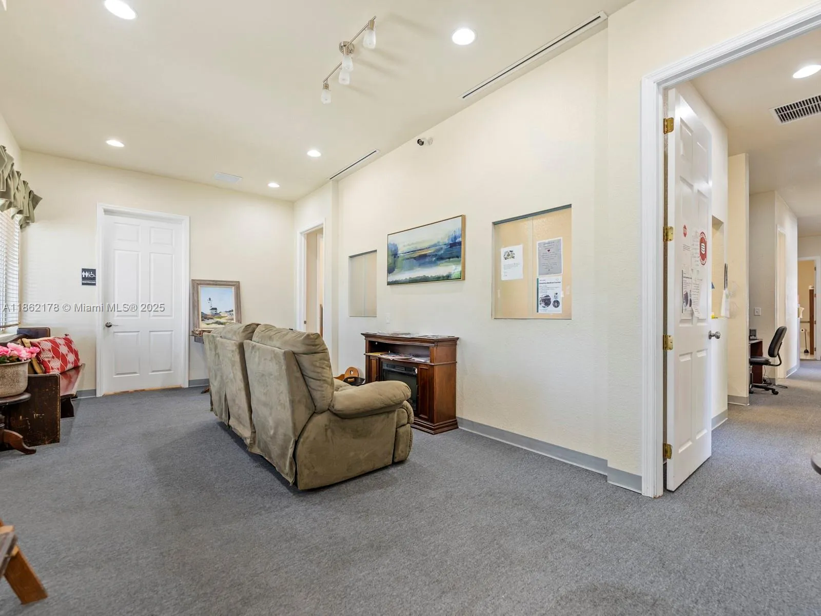 45 Nw 4th St, Homestead, Florida 33030, Homestead, Florida 33030, ,Commercial Sale,For Sale,45 Nw 4th St, Homestead, Florida 33030,A11862178