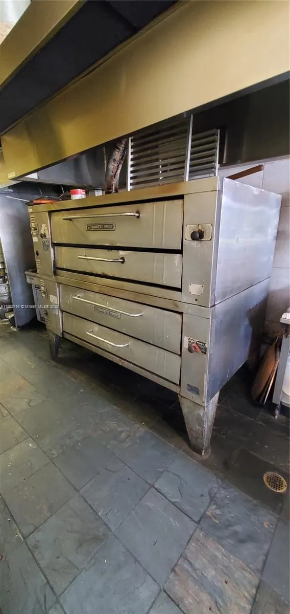 10505 Nw 112th Avenue, Medley, Florida 33178, Medley, Florida 33178, ,Business Opportunity,For Sale,10505 Nw 112th Avenue, Medley, Florida 33178,A11862716