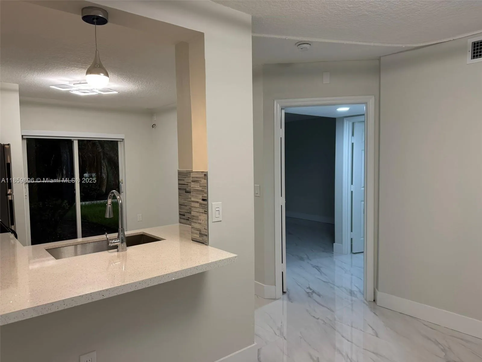 Pembroke Pines, Florida 33024, 2 Bedrooms Bedrooms, ,2 BathroomsBathrooms,Residential Lease,For Rent,A11859896