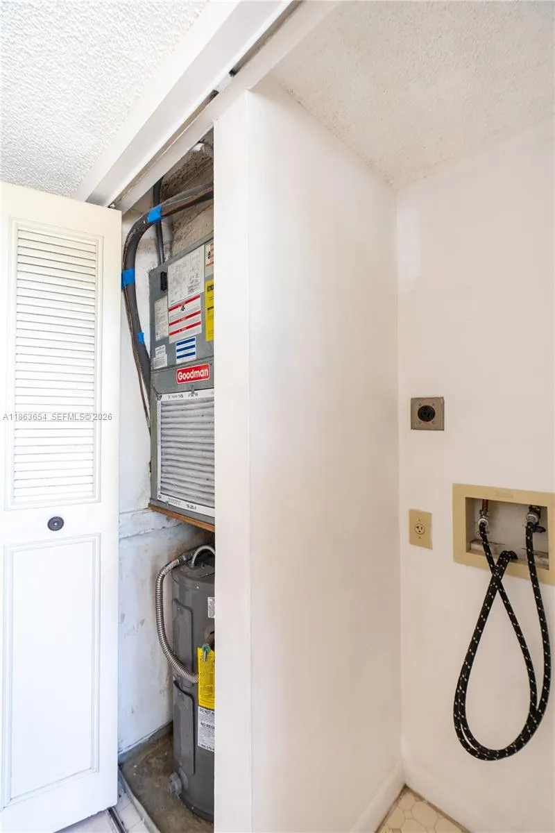 721 Nw 103rd Ter 202, Pembroke Pines, Florida 3302, Pembroke Pines, Florida 33026, 2 Bedrooms Bedrooms, ,2 BathroomsBathrooms,Residential,For Sale,721 Nw 103rd Ter 202, Pembroke Pines, Florida 3302,A11863654